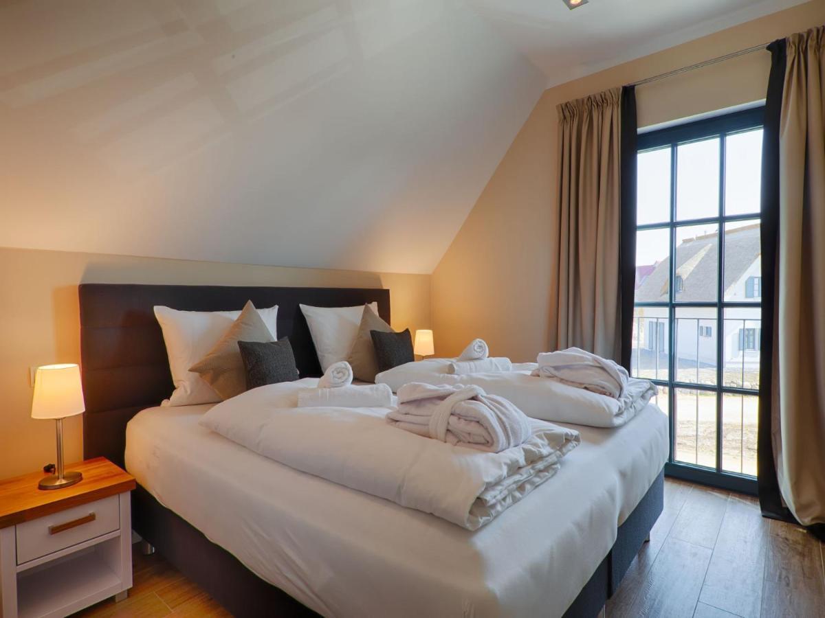 Reetland Am Meer - Luxus Reetdachvilla Mit 3 Schlafzimmern, Sauna Und Kamin F18 Dranske Exterior photo